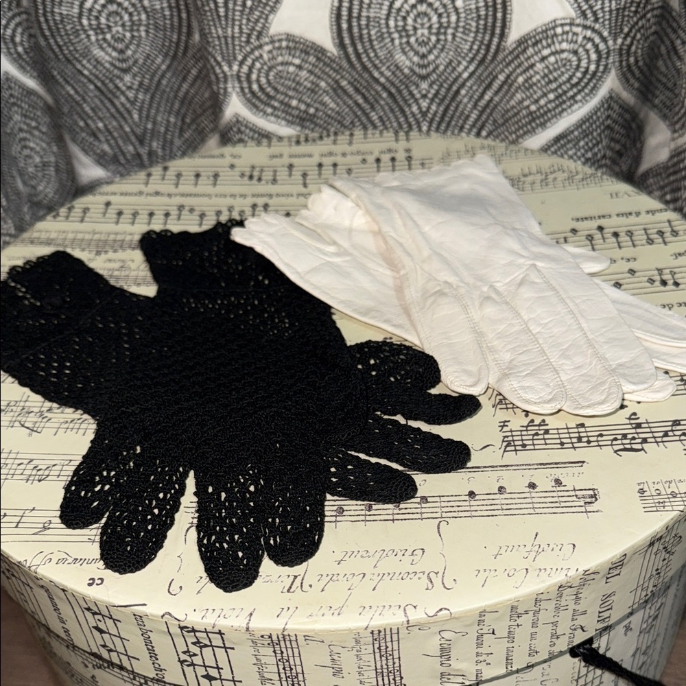 Set of 3 Pairs of Vintage Gloves - 2 leather & 1 Crocheted